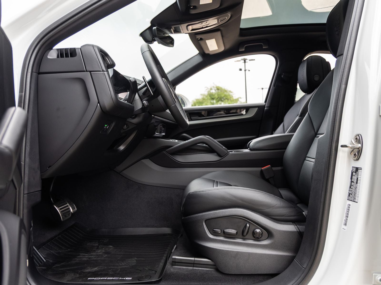2025 Porsche Cayenne S E-Hybrid Coupe