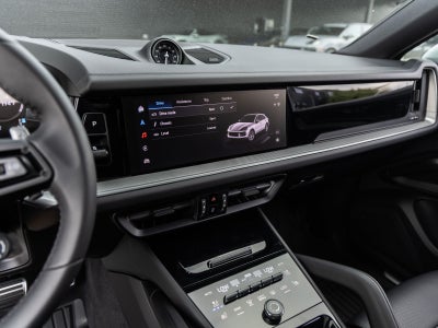 2025 Porsche Cayenne S E-Hybrid Coupe