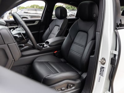 2025 Porsche Cayenne S E-Hybrid Coupe