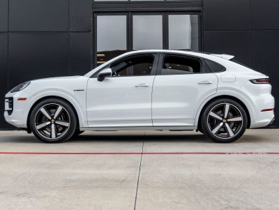 2025 Porsche Cayenne S E-Hybrid Coupe