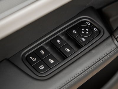 2025 Porsche Cayenne S E-Hybrid Coupe
