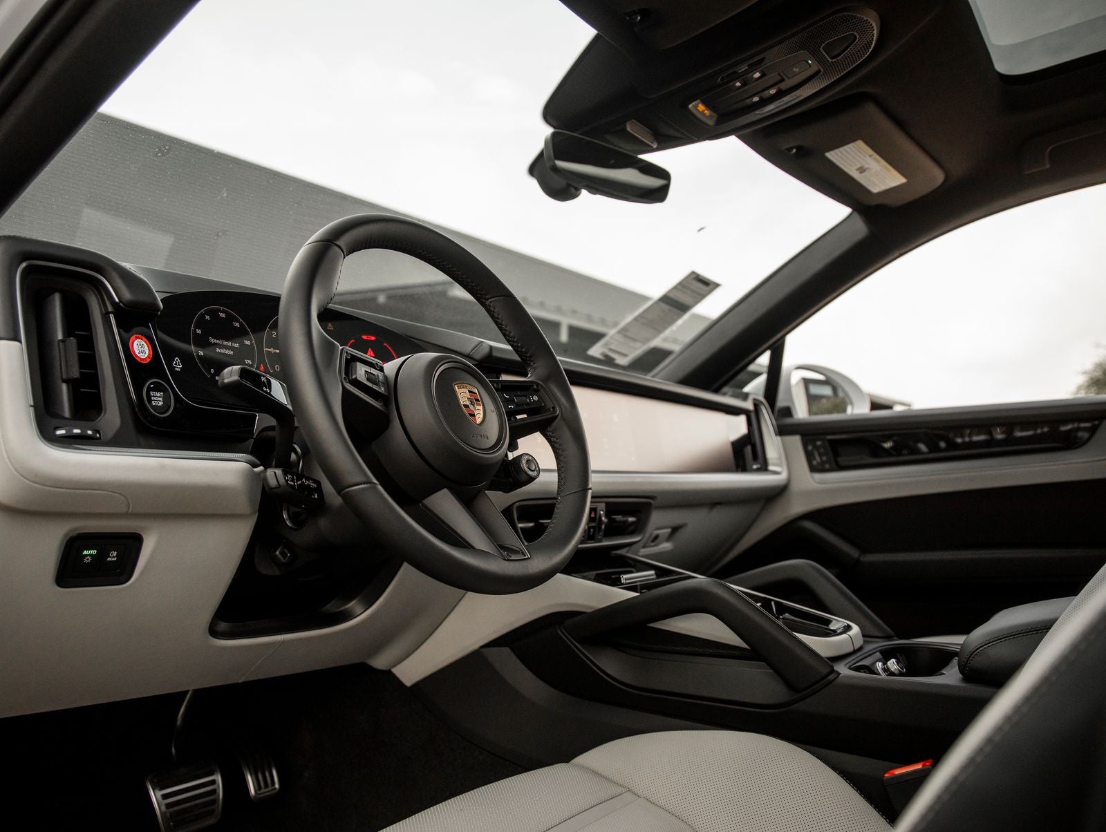 2025 Porsche Cayenne S E-Hybrid Coupe