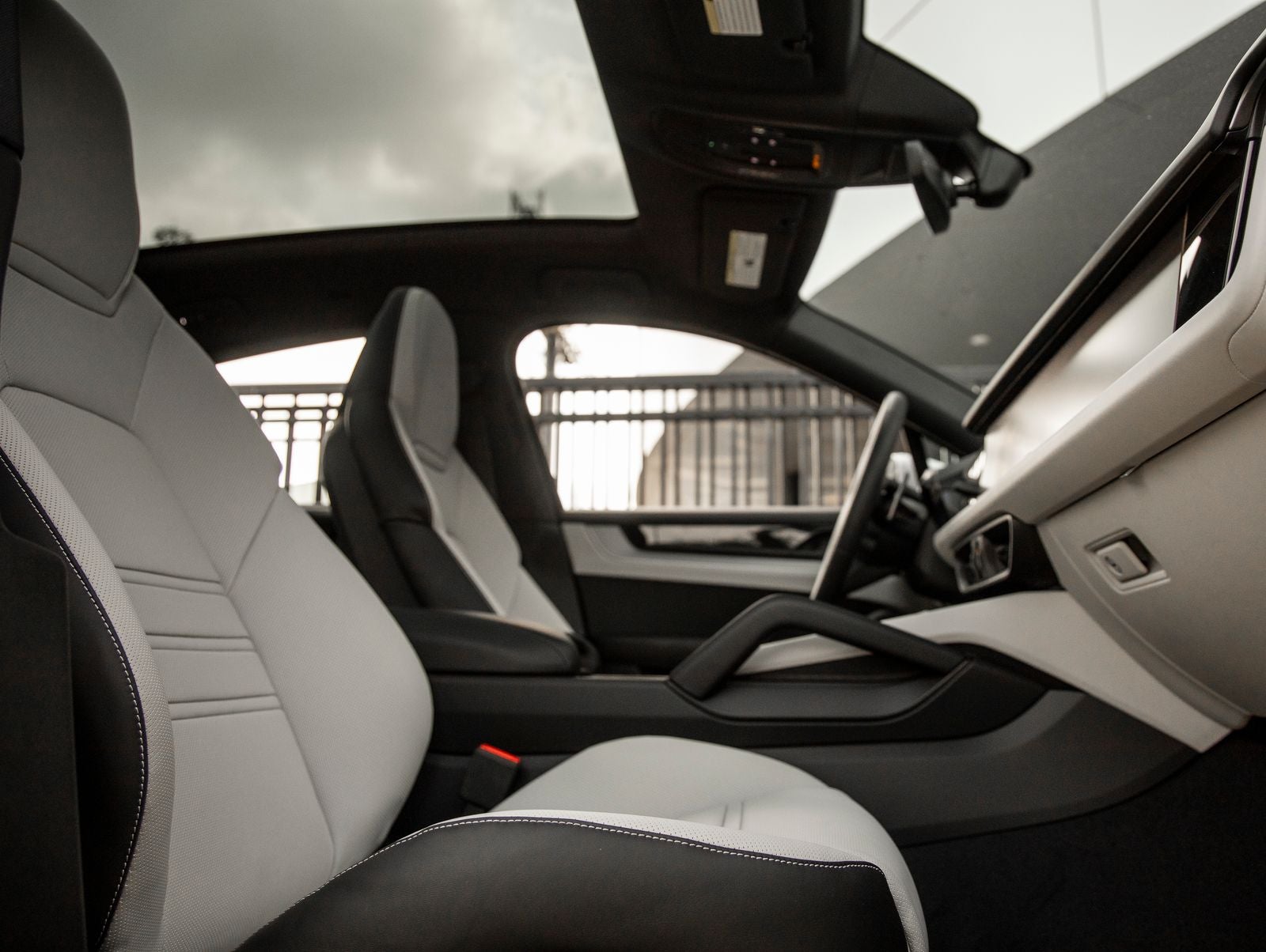 2025 Porsche Cayenne S E-Hybrid Coupe