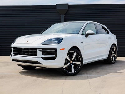 2025 Porsche Cayenne S E-Hybrid Coupe