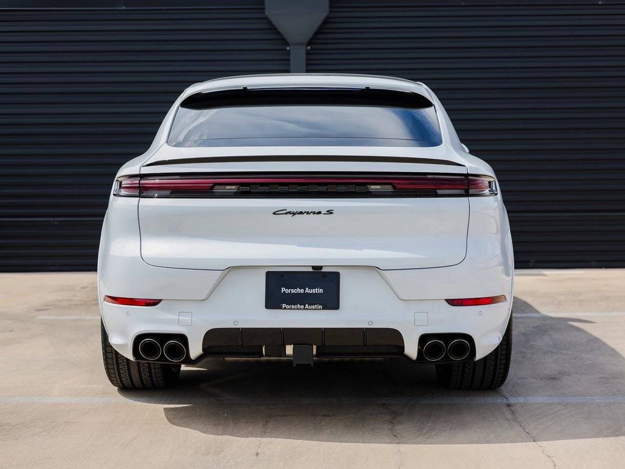 2025 Porsche Cayenne S E-Hybrid Coupe