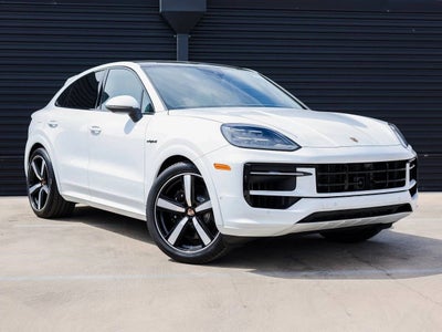 2025 Porsche Cayenne S E-Hybrid Coupe