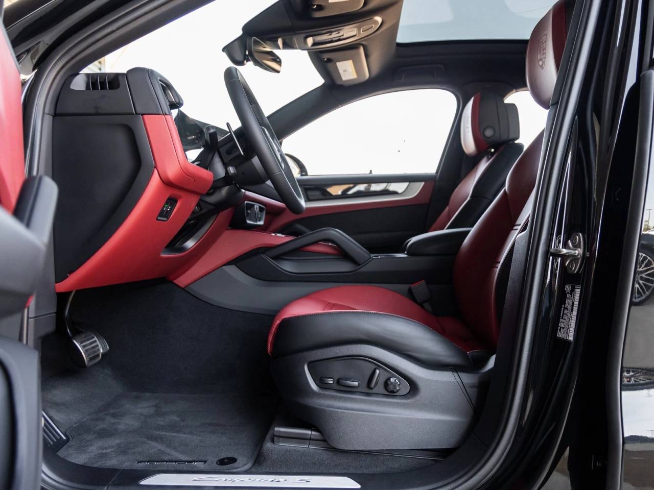 2025 Porsche Cayenne S E-Hybrid Coupe