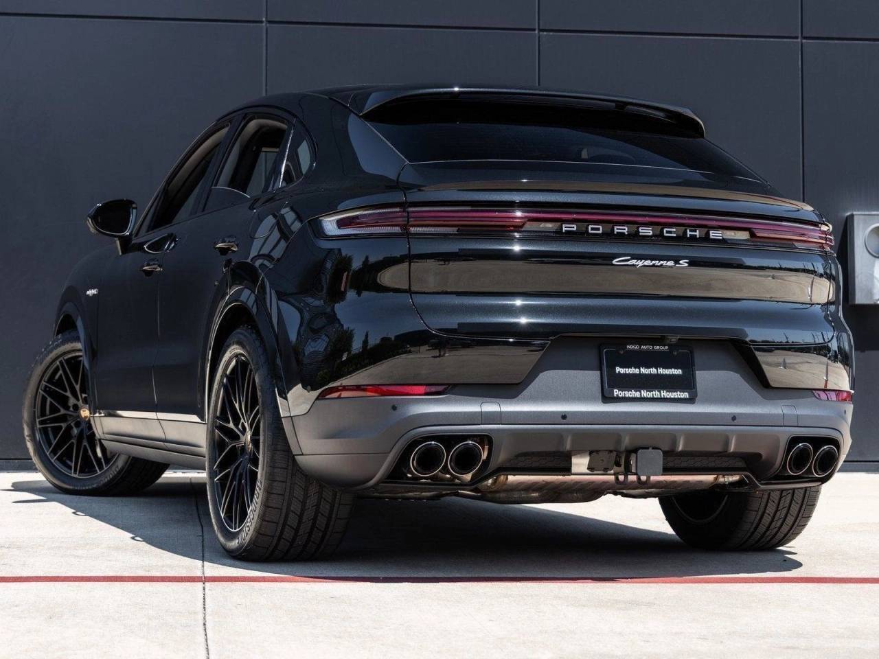 2025 Porsche Cayenne S E-Hybrid Coupe
