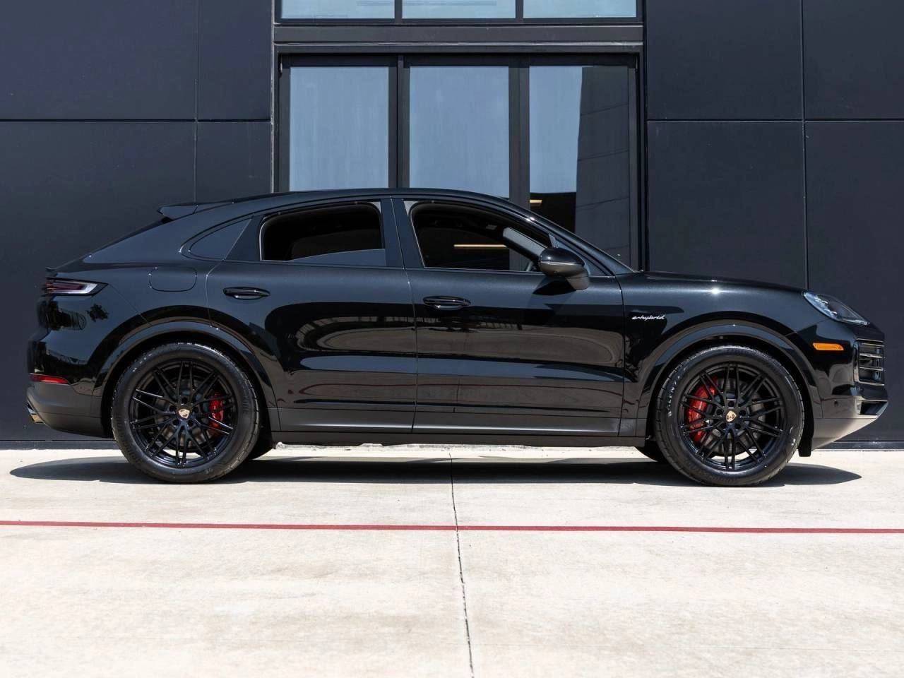 2025 Porsche Cayenne S E-Hybrid Coupe