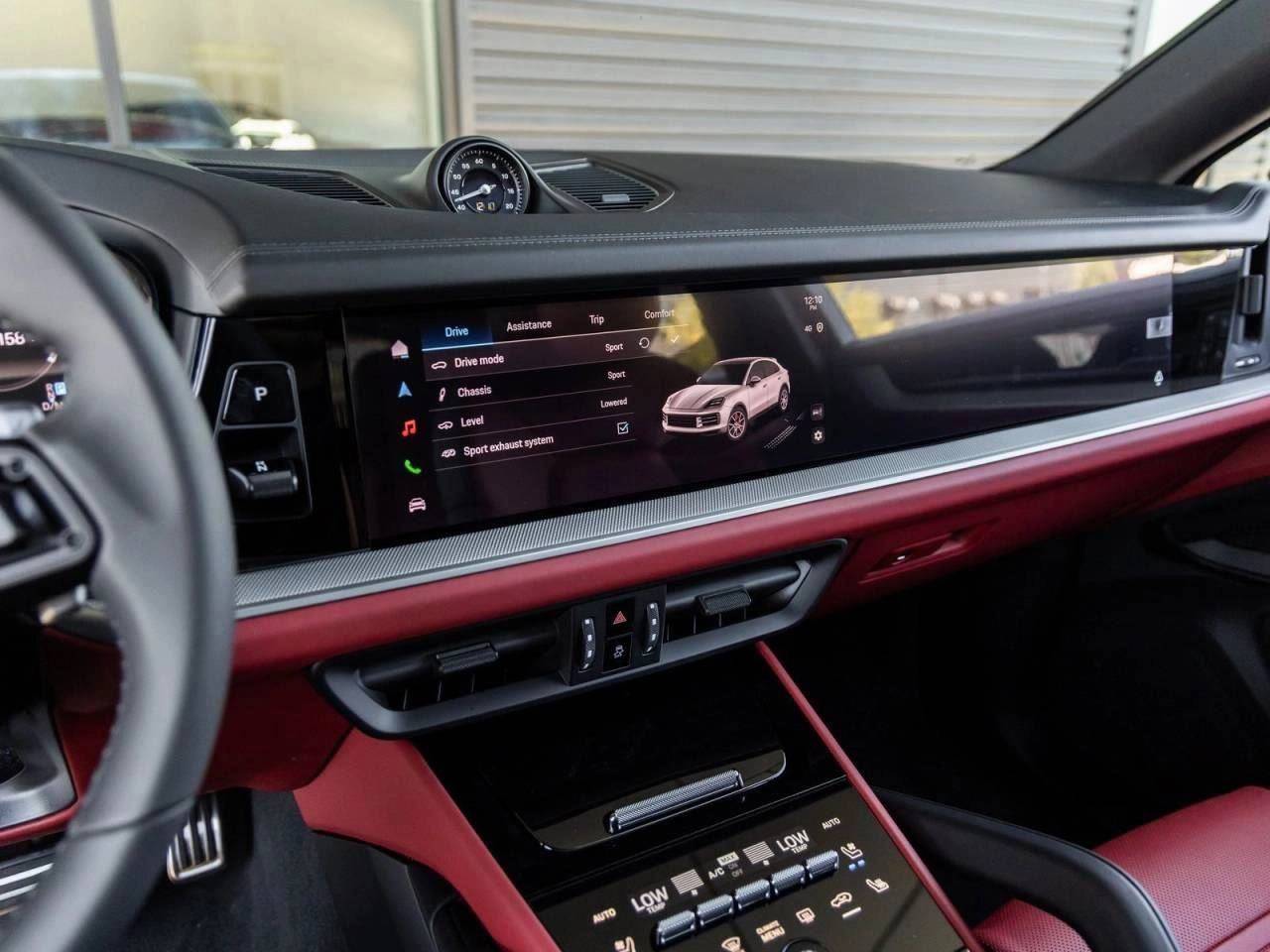2025 Porsche Cayenne S E-Hybrid Coupe