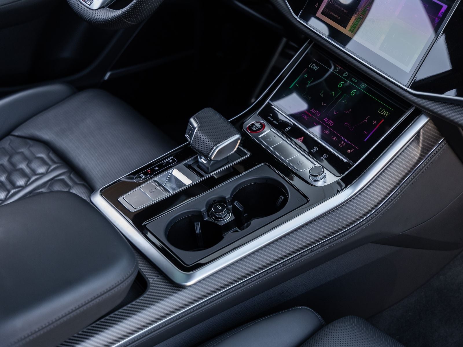 2025 Audi RS Q8 performance 4.0T quattro