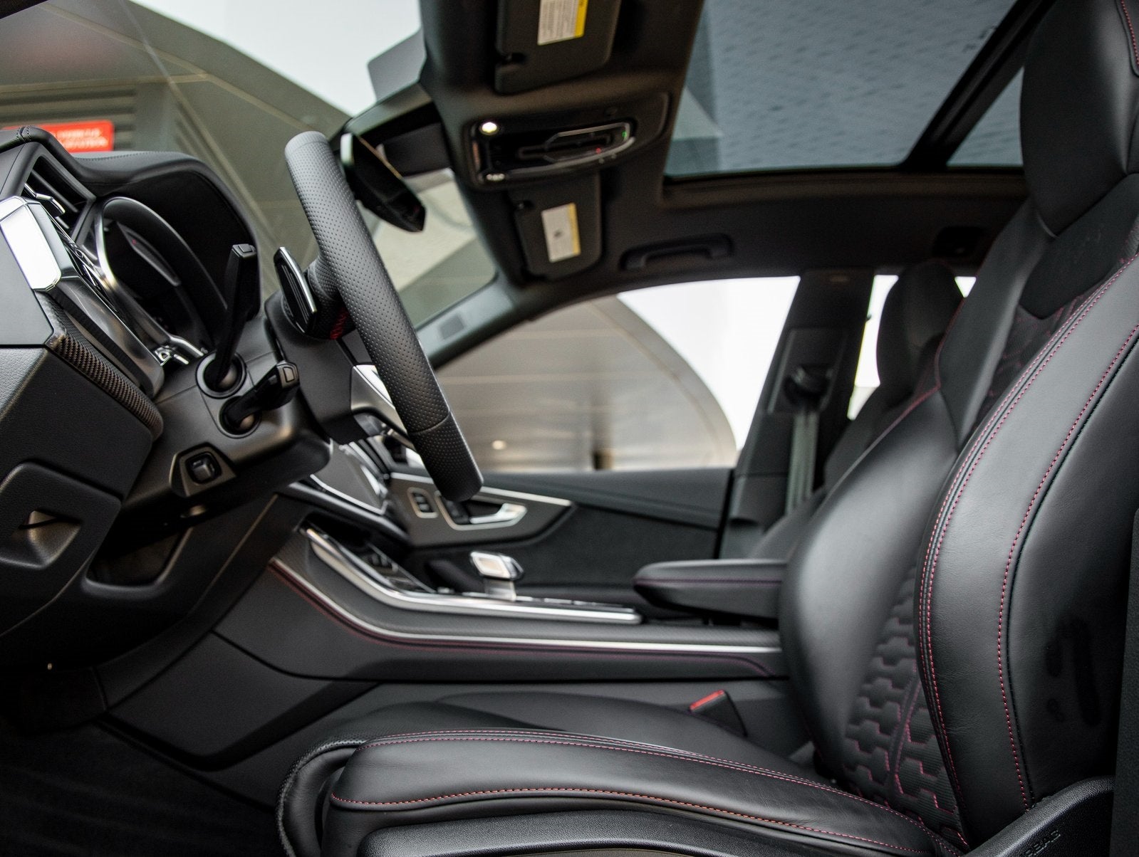 2024 Audi RS Q8 4.0T quattro