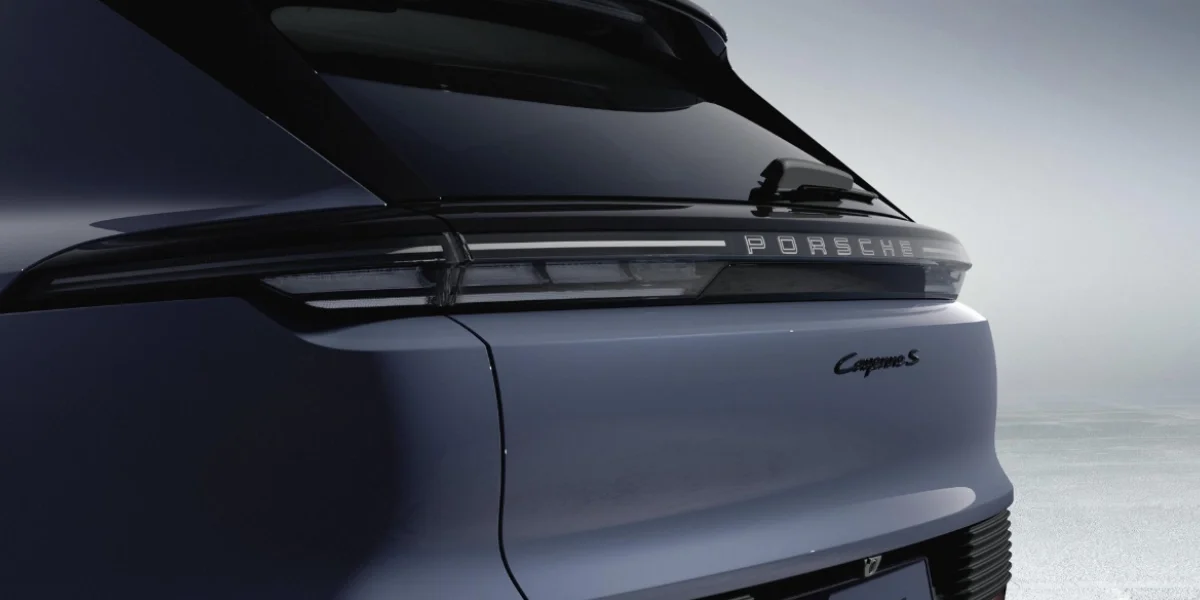 Exterior view of %(YEAR) Porsche %(MODEL).