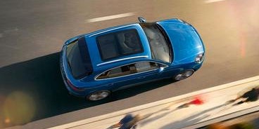 2018 Porsche Macan Panoramic Roof System