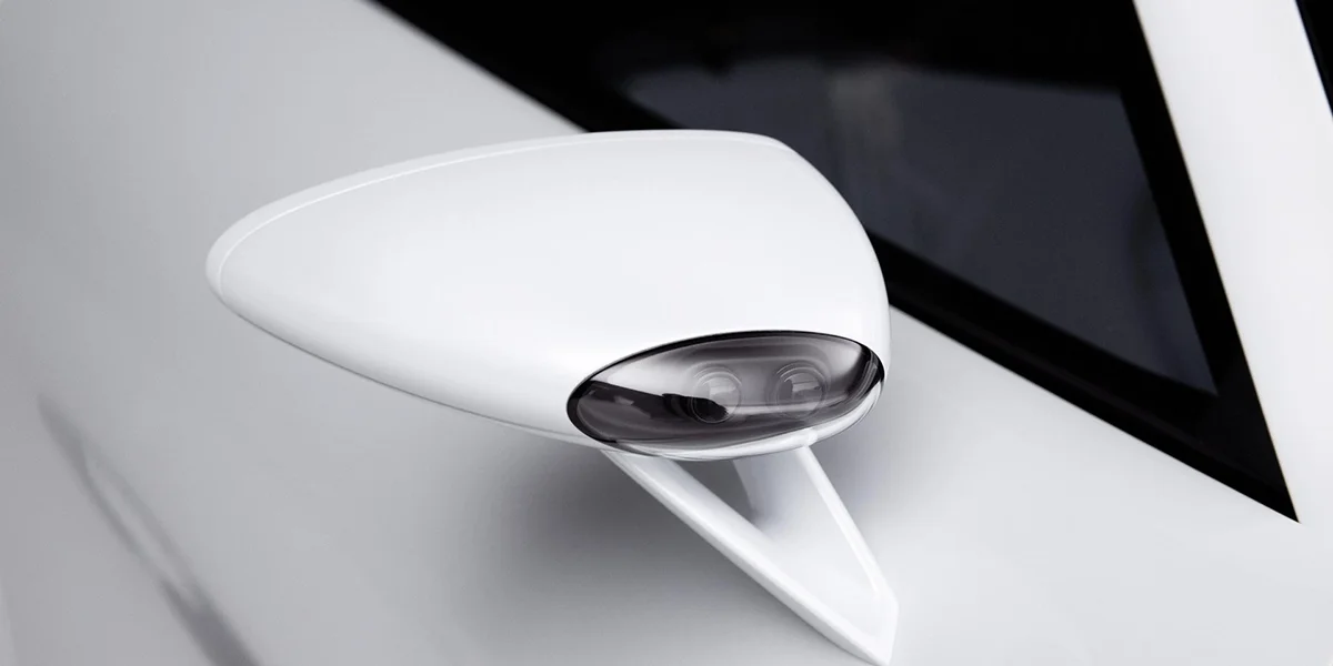 Design detail of the Porsche Mission S vision model.